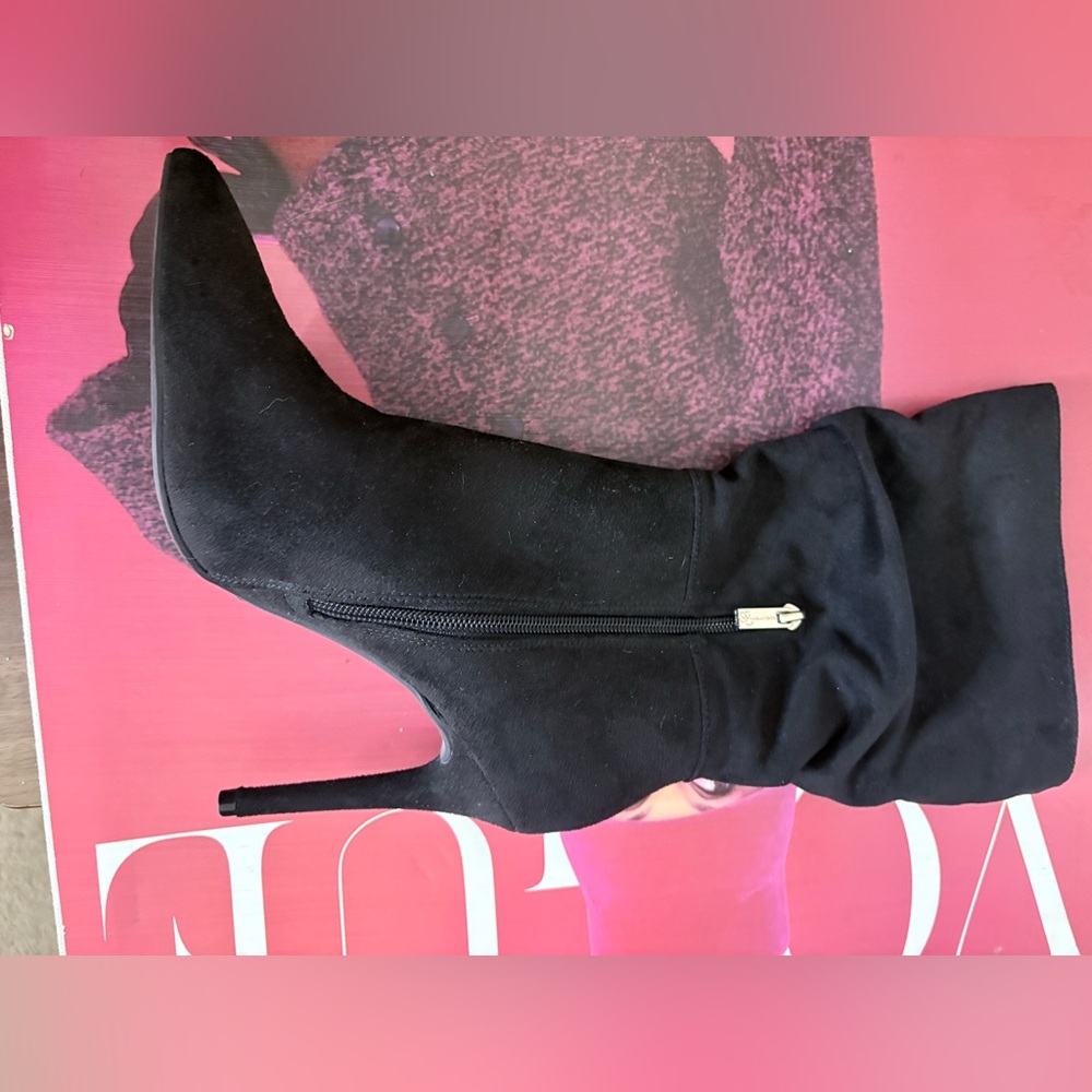 Like New Jessica Simpson Black Suede Scrunched Boots Size 9 - Picture 6 of 8